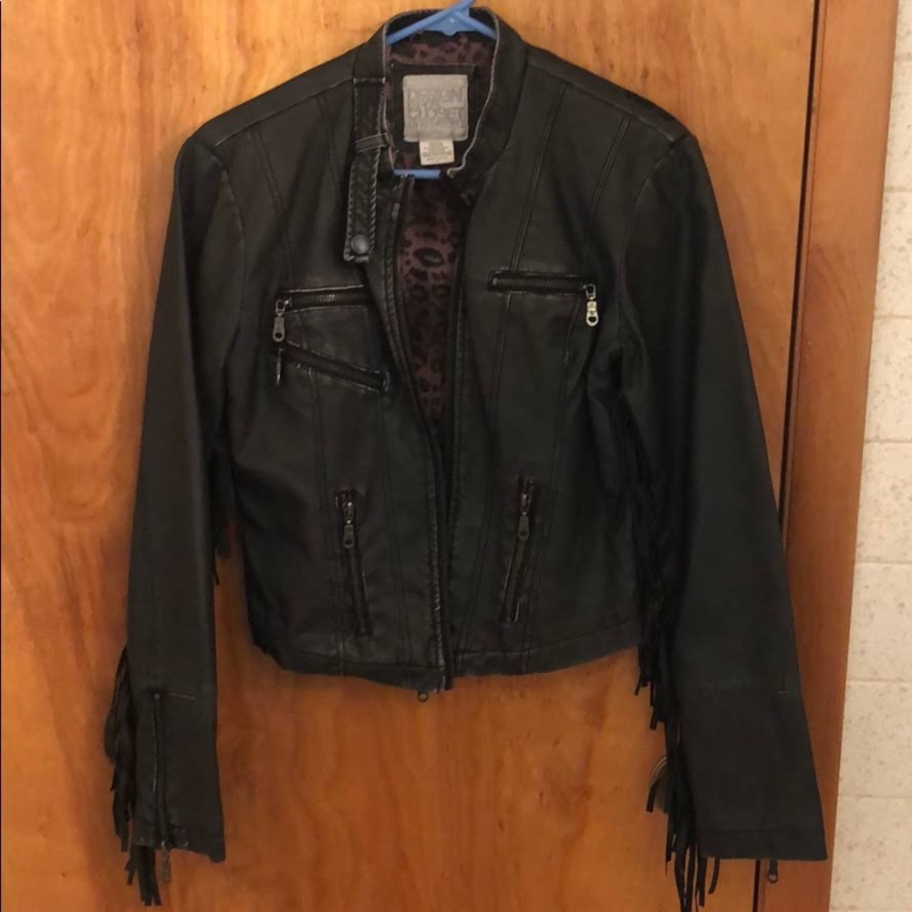 Billabong black jacket/ pacsun